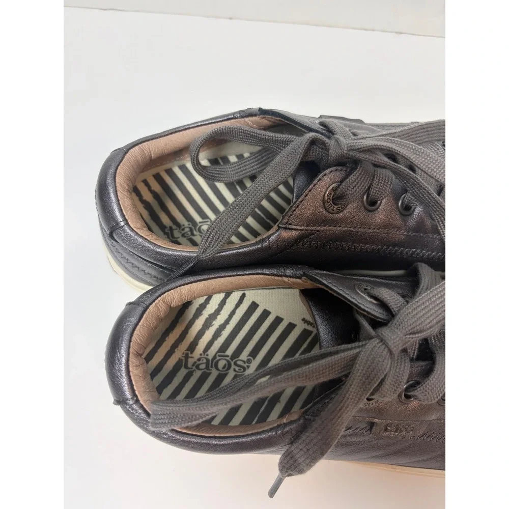 Taos Plim Soul Lux Metallic Pewter Leather Sneakers Women's 7 PLX-13994A